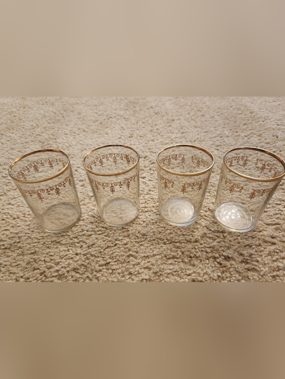Vtg Gold‎ Rim 3.75" Clear Drinking Tumbler Glasses Set Of 4